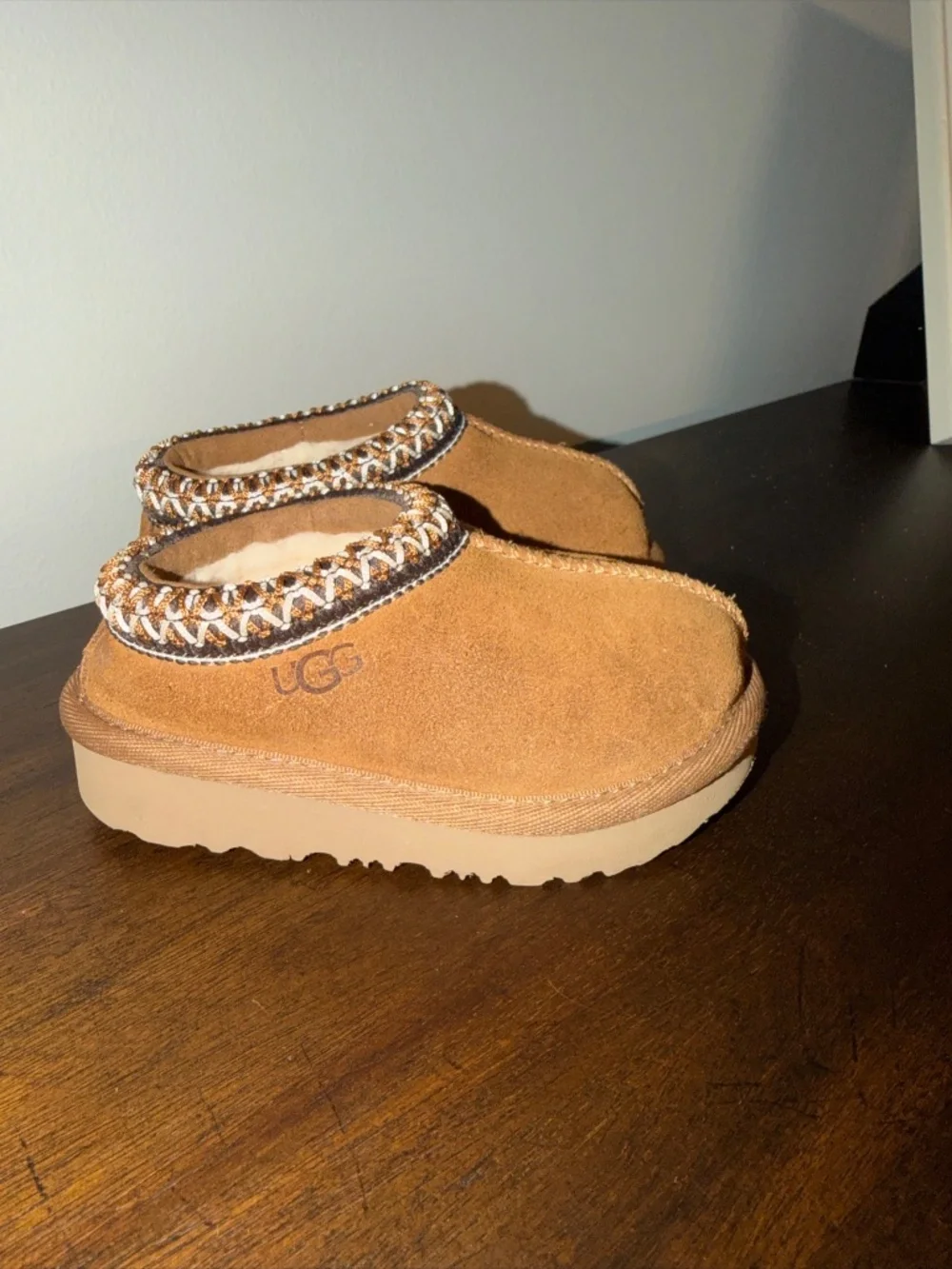 UGG Tasman Chestnut Toddler Shoes Size 6C Nice!
